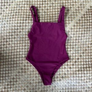 Benoa swim one piece